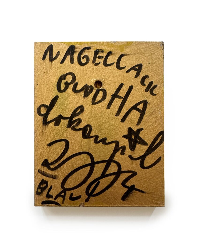 buddha-blau-zadni-strana-scaled